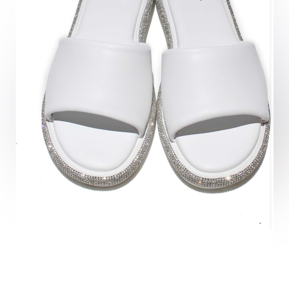NWT Top Moda Rinestones Sandals 6.5 - Picture 2 of 10